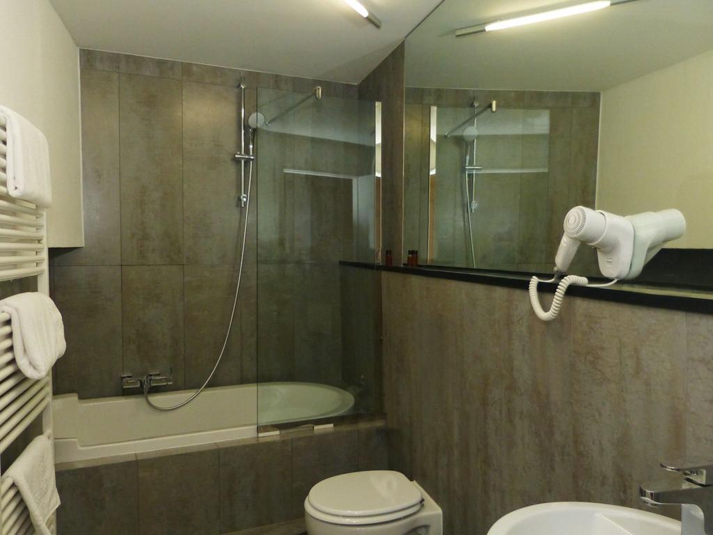 Fontana Rooms Lake Como ภายนอก รูปภาพ
